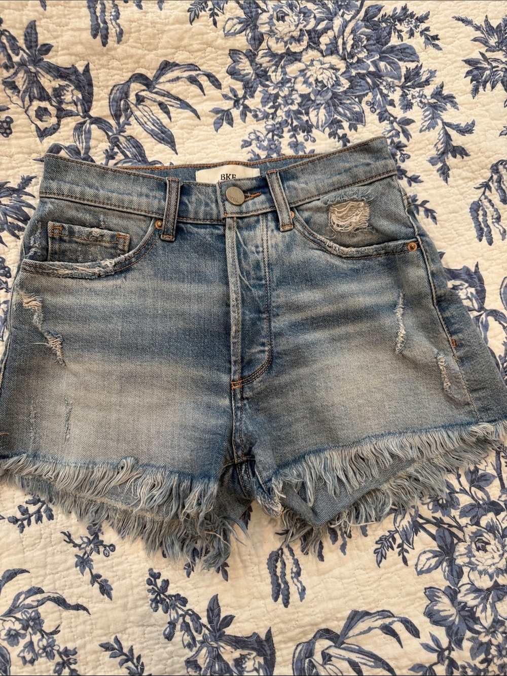 BKE Denim Billie- Medium Wash High-Rise Frayed Denim Shorts